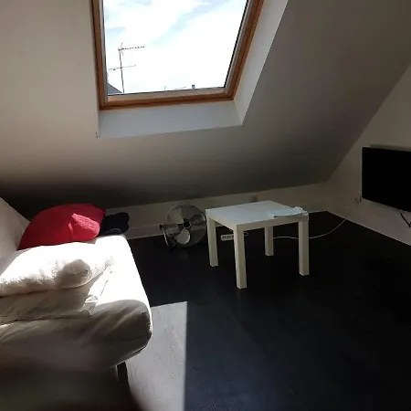 Studio Gare Sud 2eme Gauche 勒芒